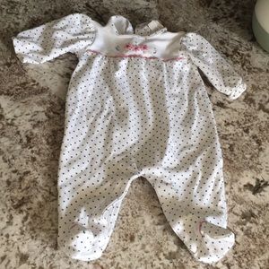 Kissy kissy newborn footie